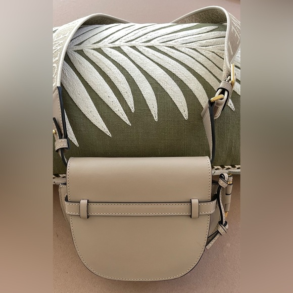 AUTHENTIC PRE-LOVED LOEWE MINI GATE DUAL BAG - Picture 7 of 12